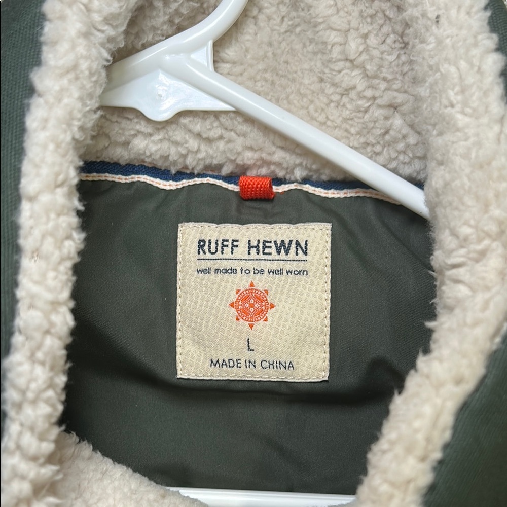 Men's Ruff Hewn Green Vest w/ Brown Accents - Picture 3 of 5